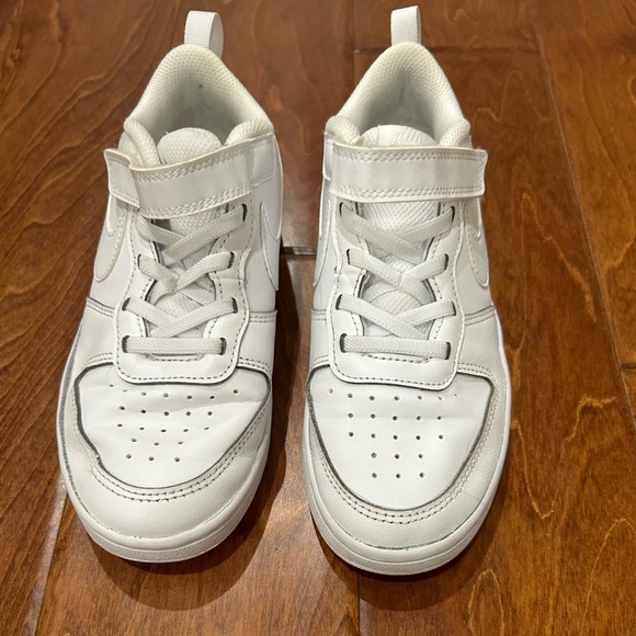 Size 3.5 women’s size 6.5 Nike Shoes - Picture 6 of 6